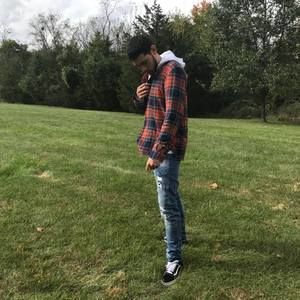 Meet your Posher, Andres